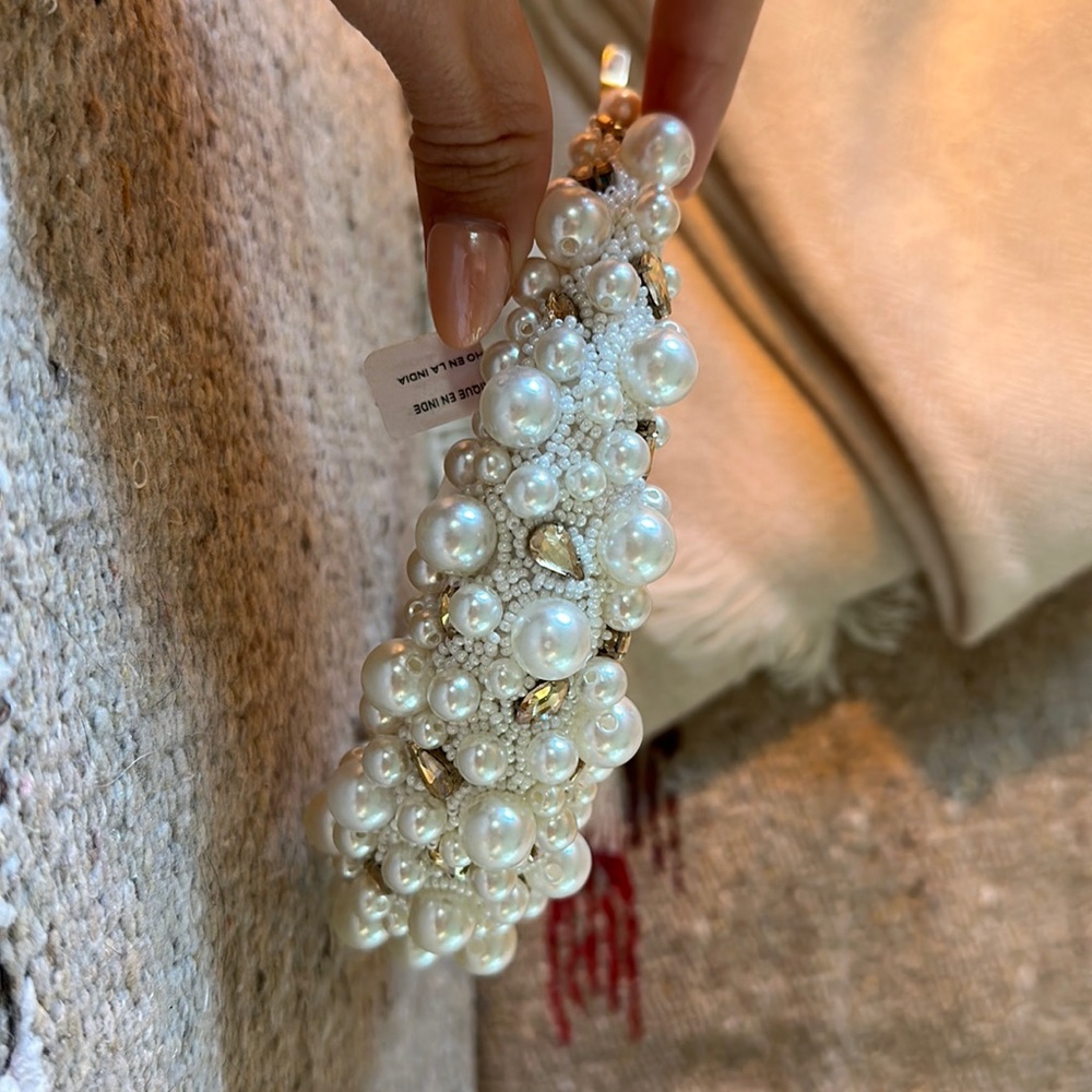 Anthropologie Pearl Bridal Headband - Picture 2 of 5